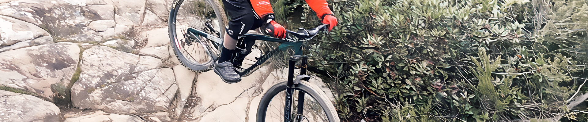 Młociu leci na trasie Freeride w SanRemo