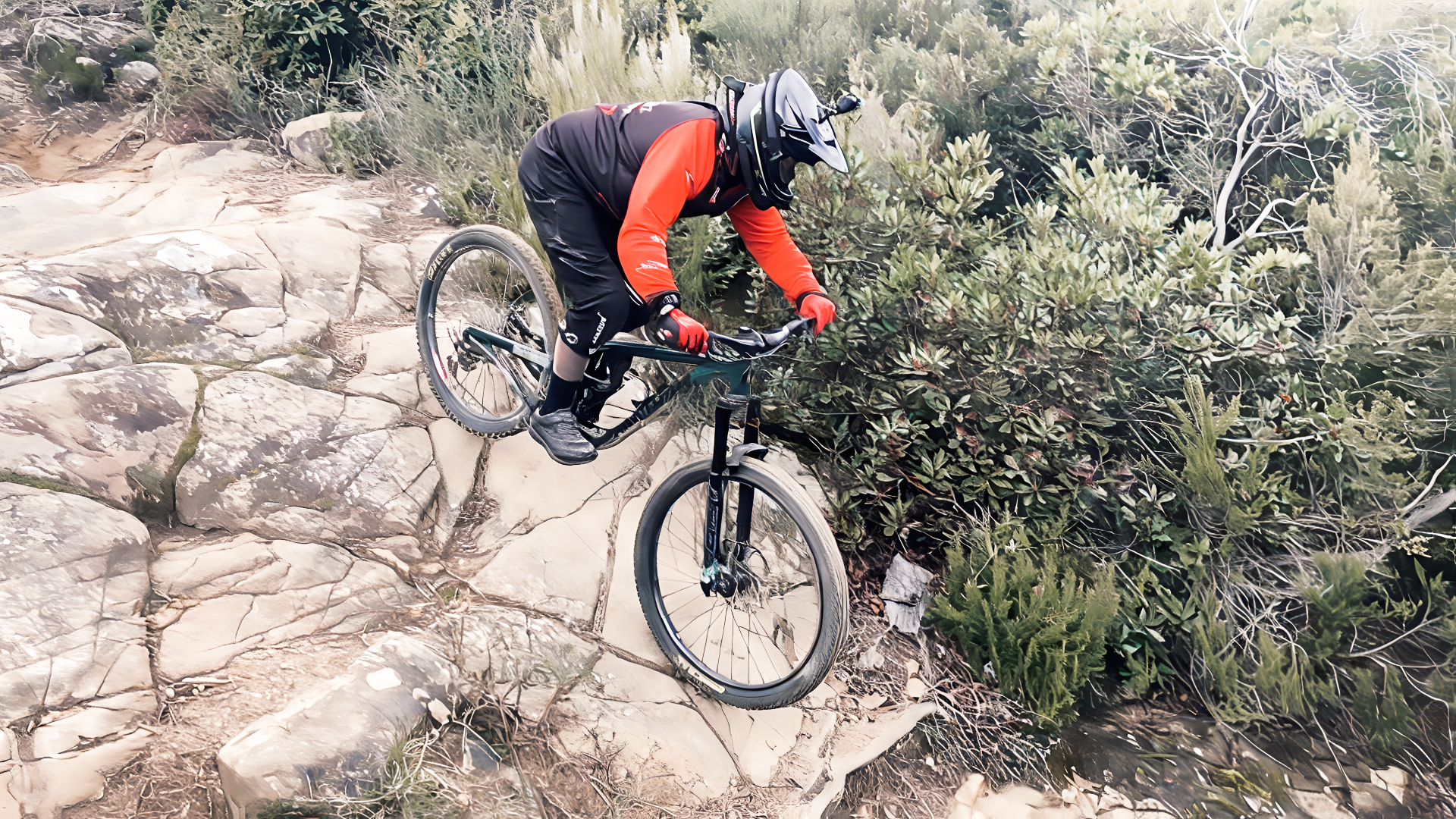 Młociu leci na trasie Freeride w SanRemo